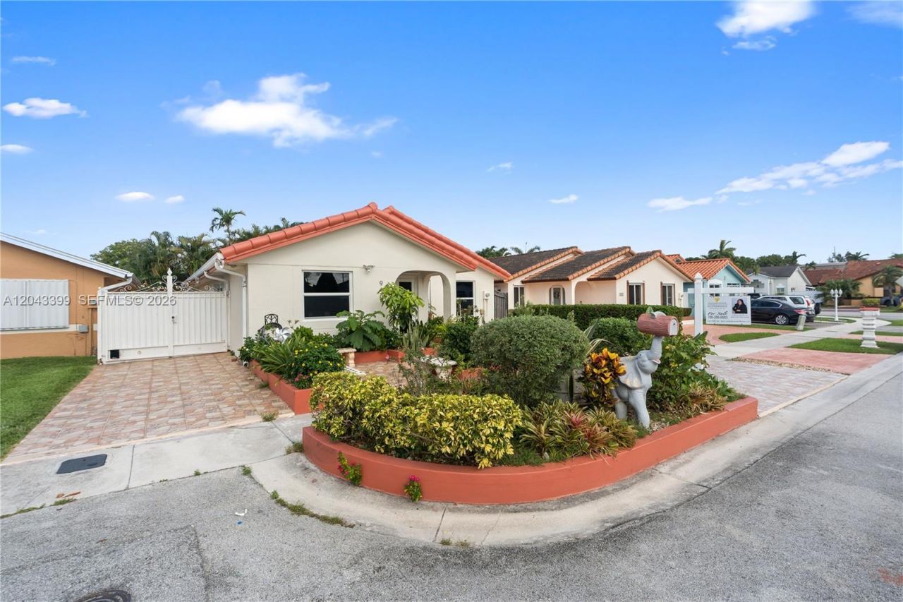 910 SW 140th Ave, Miami, FL 33184 Photo