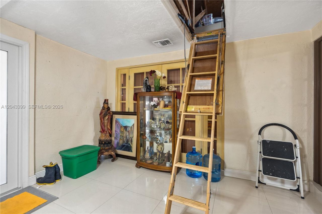 910 SW 140th Ave, Miami, FL 33184 Photo