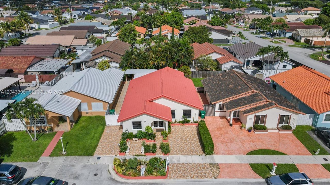 910 SW 140th Ave, Miami, FL 33184 Photo