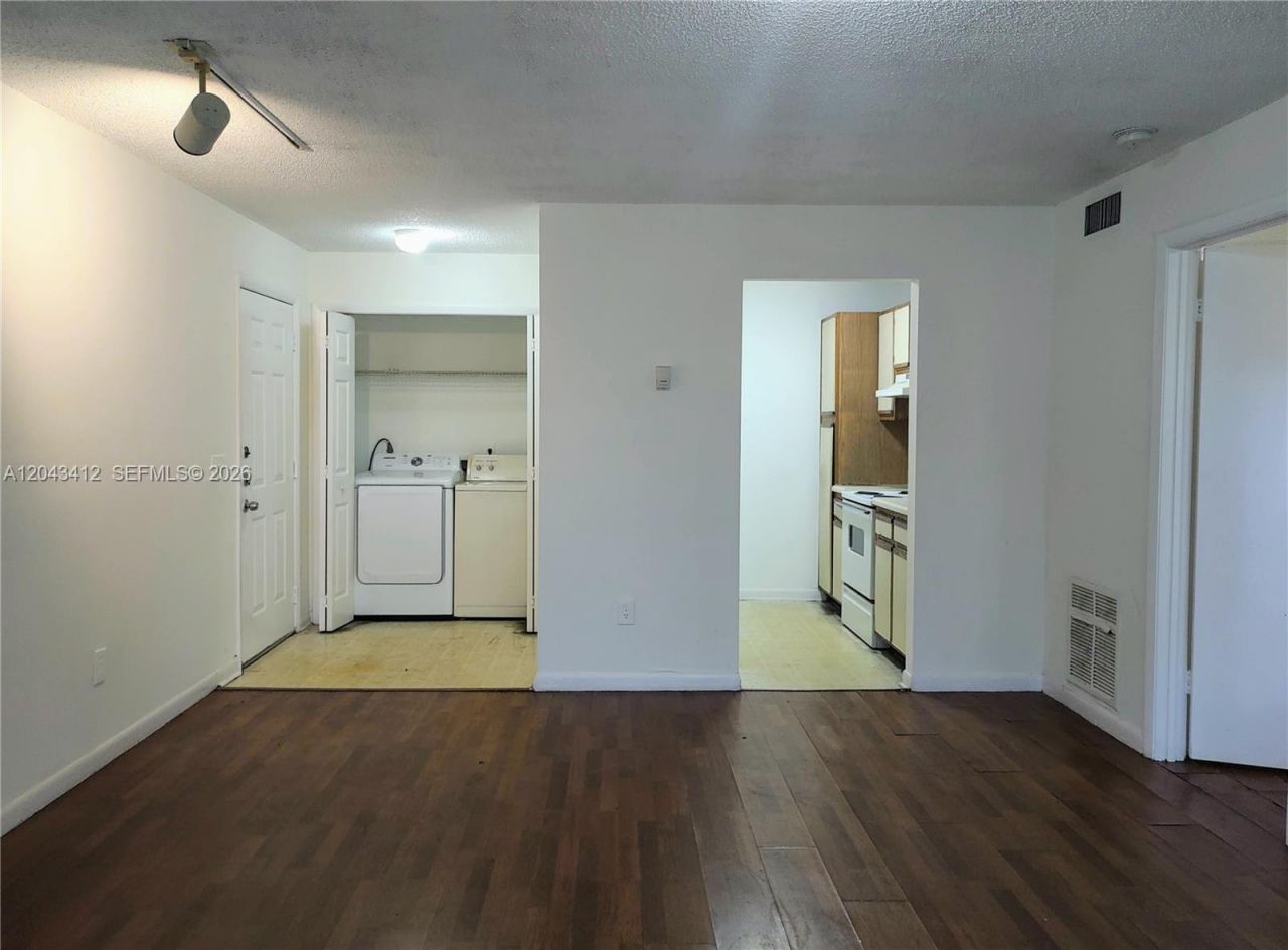 4241 W Mcnab Rd , Unit 27, Pompano Beach, FL 33069 Photo