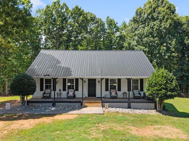 3237 Dearborn Rd., Evington, VA 24550