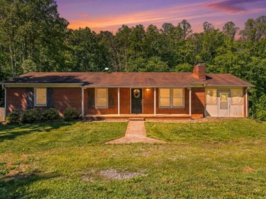 439 Gala Lake Rd., Spout Spring, VA 24593
