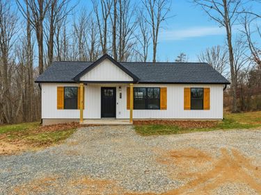 457 Lake Park Drive, Union Hall, VA 24176