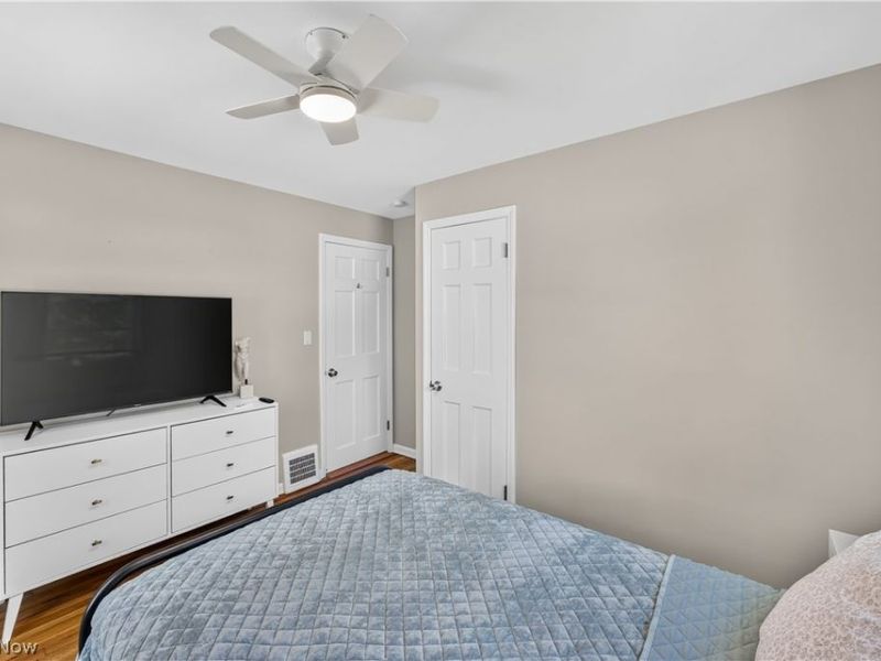 1211 Iroquois Avenue, Mayfield Heights, OH 44124 Photo 18