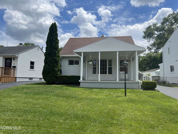 3129 Daleford Drive, Toledo, OH 43614