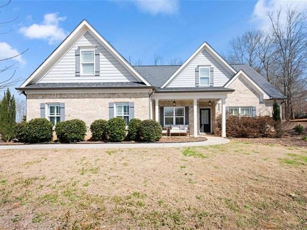 47 Saint Ives Way , Winder, GA 30680