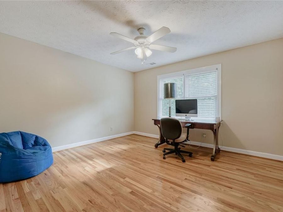 Property Image 27