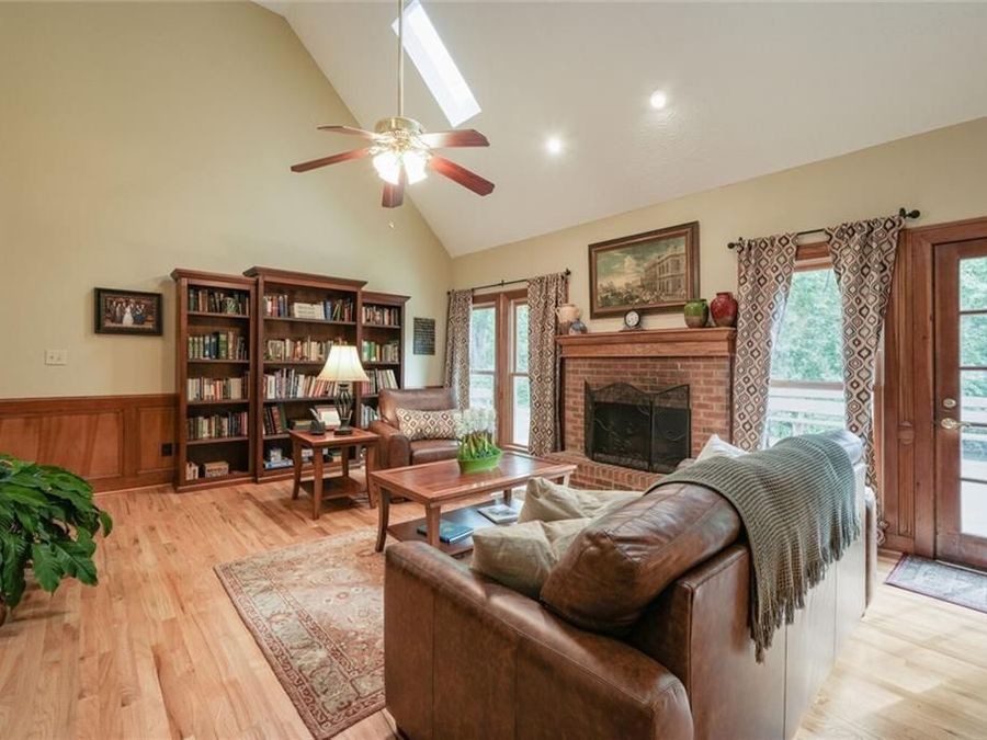 Property Image 9