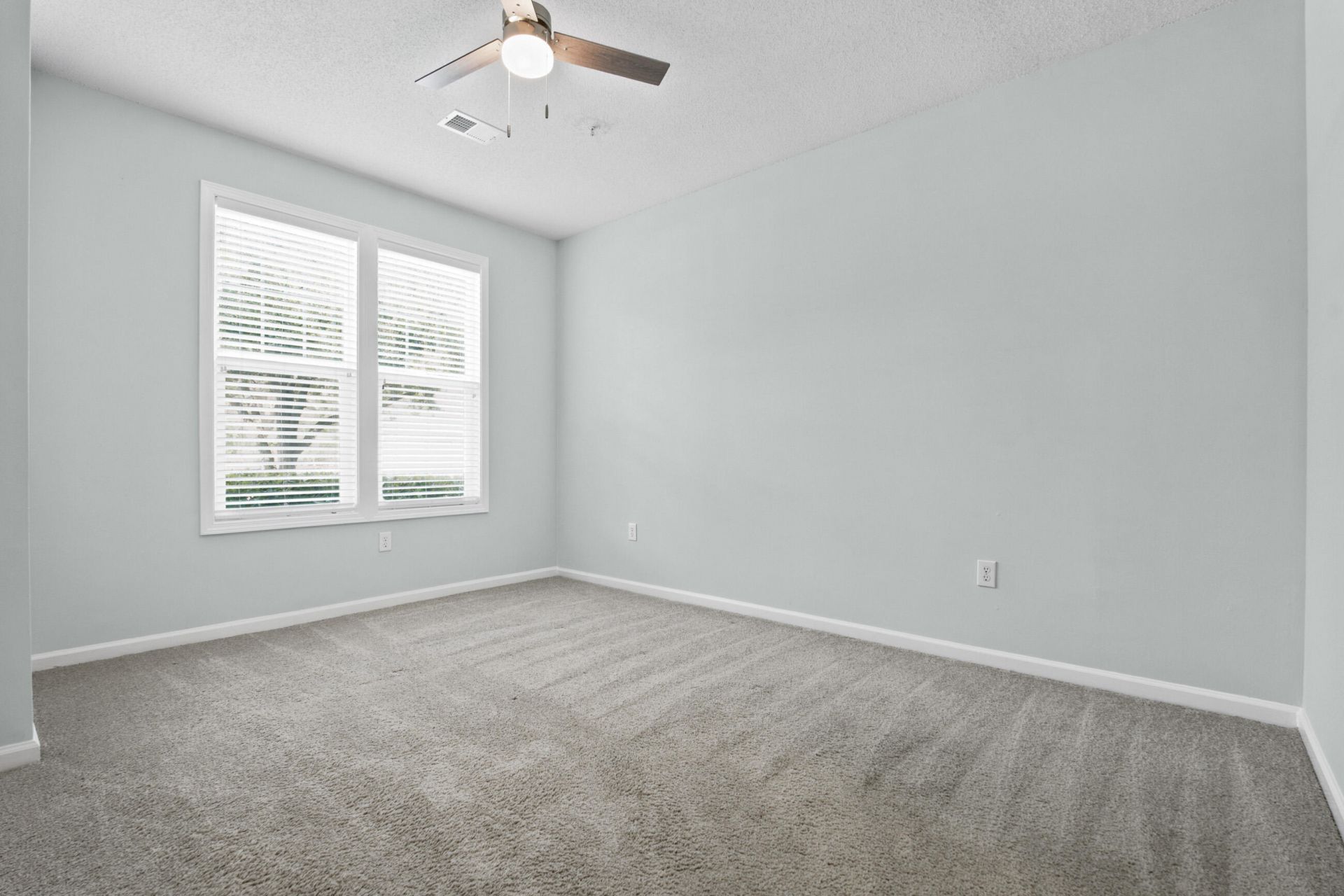 1214 Rosewood Lane Photo 22