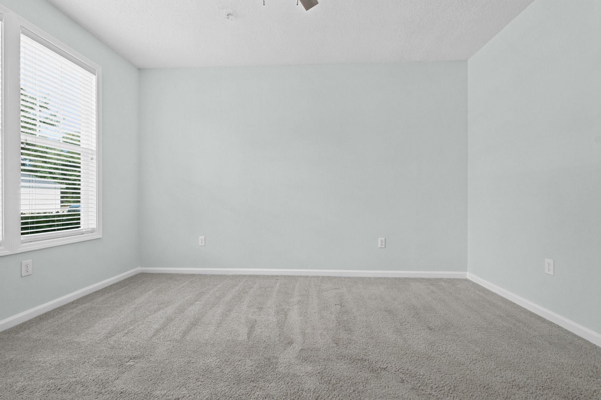 1214 Rosewood Lane Photo 24