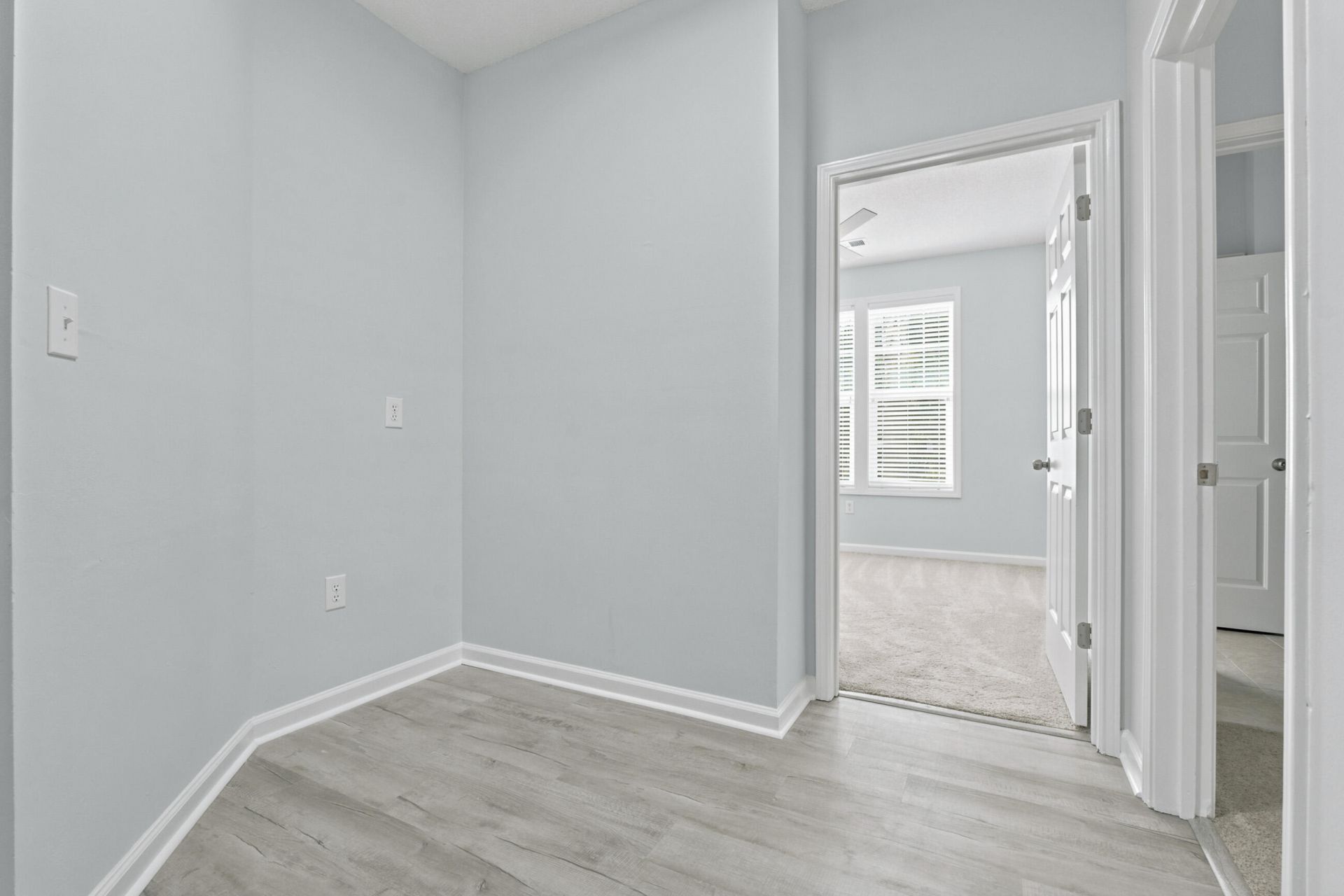 1214 Rosewood Lane Photo 33