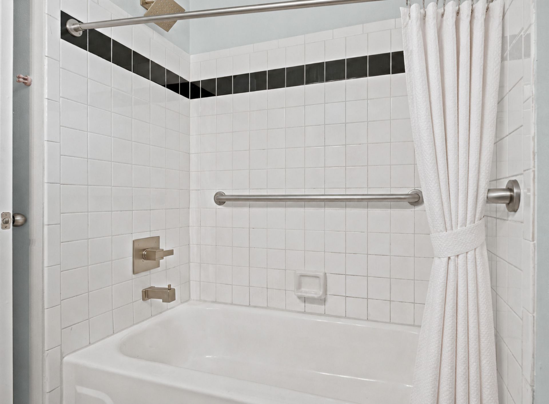 1214 Rosewood Lane Photo 39