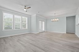 1214 Rosewood Lane photo 4