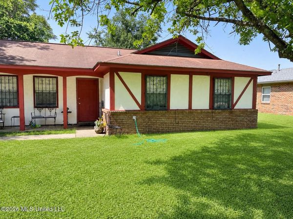 15216 Lawton Drive, Biloxi, MS 39532