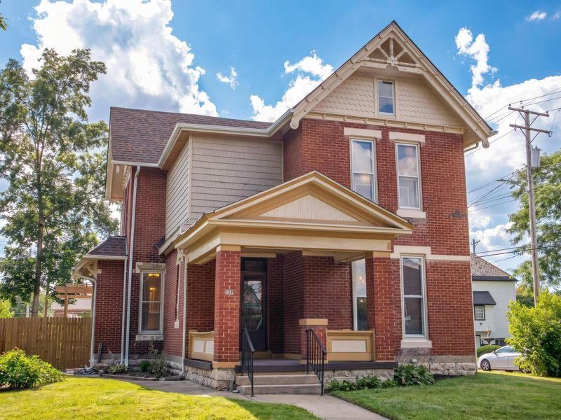 195 N Monroe Avenue, Columbus, OH 43203 Photo 1