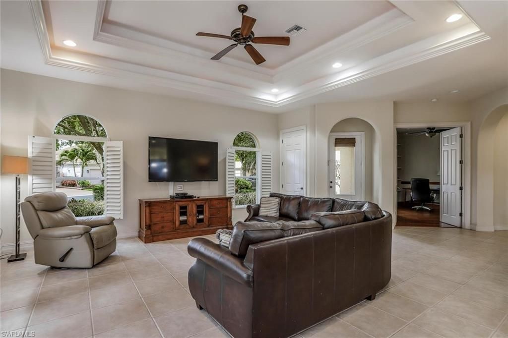 3155 Santorini Ct, Naples, FL 34119 Photo
