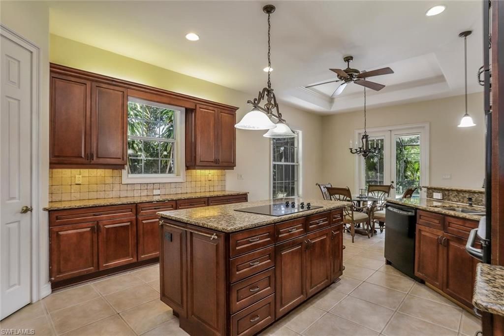 3155 Santorini Ct, Naples, FL 34119 Photo