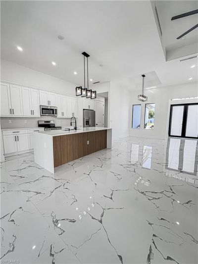 904 W 10th St, Lehigh Acres, FL 33972 Photo