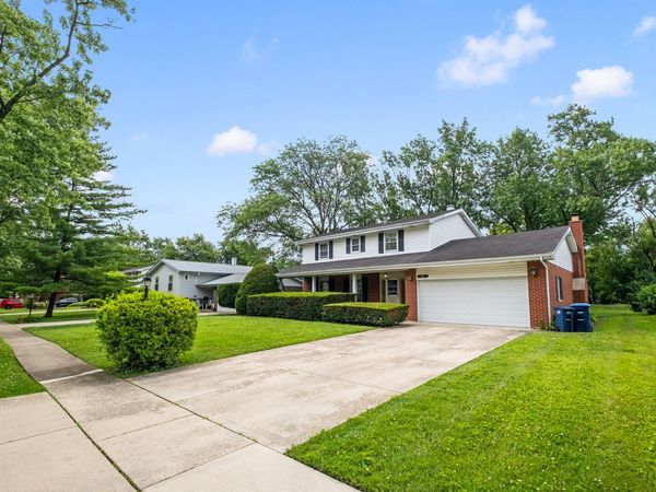 509 69th Street , Darien, IL 60561