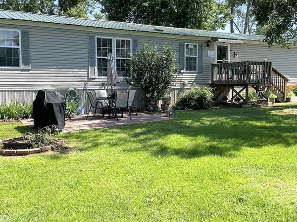 12 Fairgrounds Road , Vienna, IL 62995