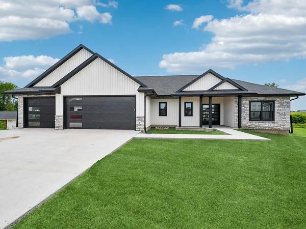 4832 Steel Court, Marion, IA 52302