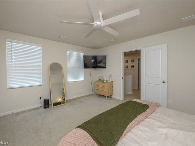 2741 Bishop Oval, Barberton, OH 44203 Photo 14