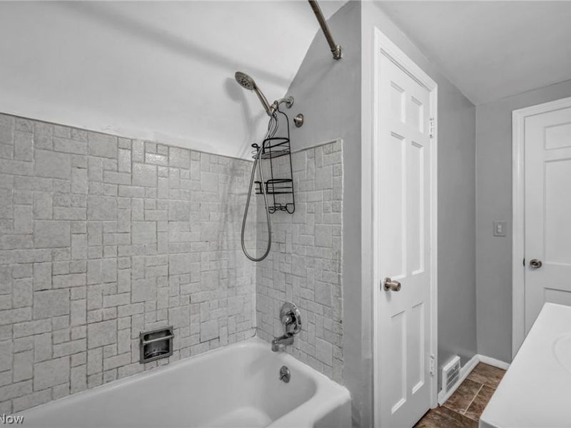 6524 E Pleasant Valley Road, Independence, OH 44131 Photo 31