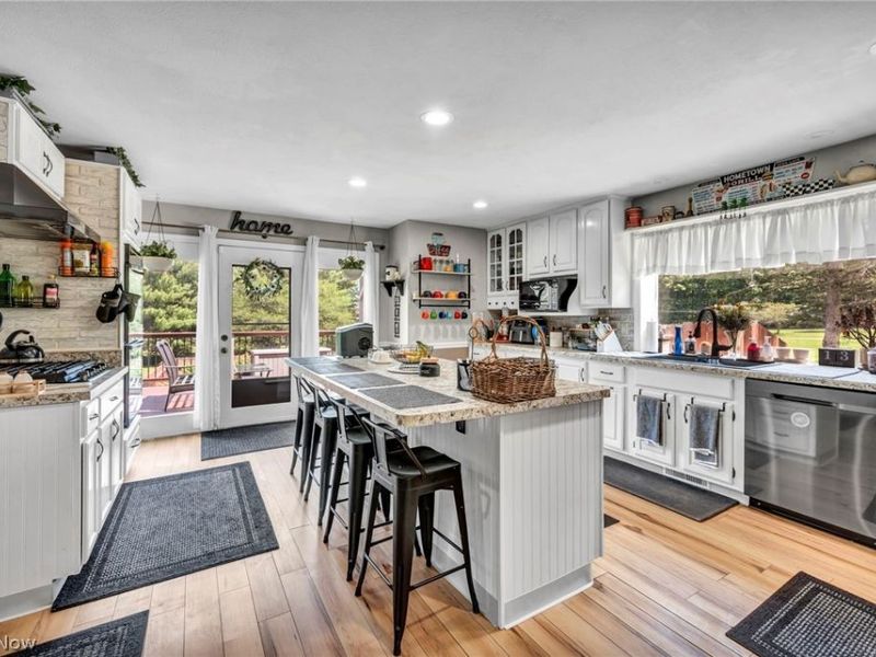 16420 Vernon Drive, West Farmington, OH 44491 Photo 16
