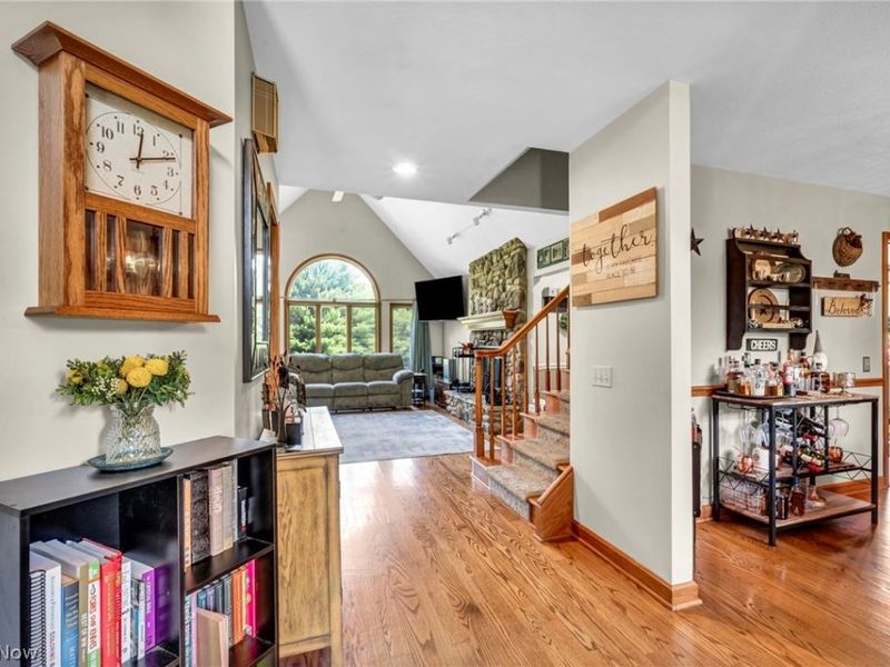 16420 Vernon Drive, West Farmington, OH 44491 Photo 8
