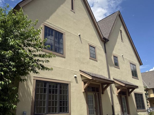 1105 10th Avenue N, Minneapolis, MN 55411