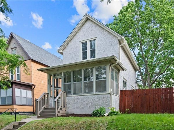908 Sherburne Avenue, Saint Paul, MN 55104