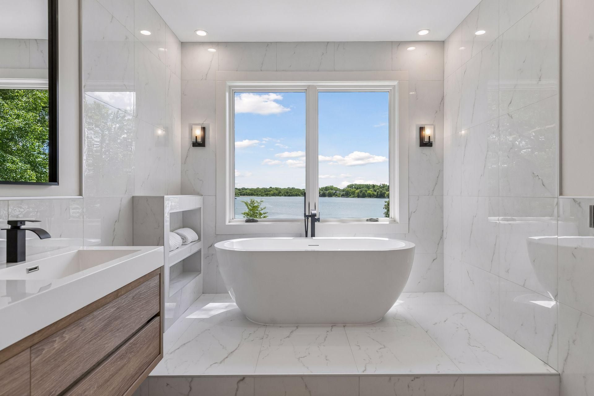 410 Mccarrons Boulevard N, Roseville, MN 55113