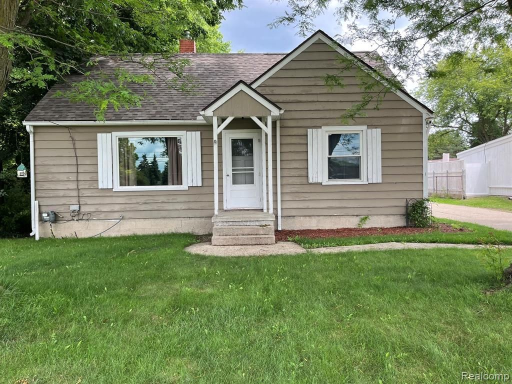 2719 Auburn Road, Auburn Hills, MI 48326 Main Photo