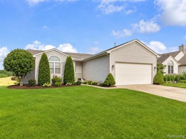 731 Berkshire Drive, Saline, MI 48176