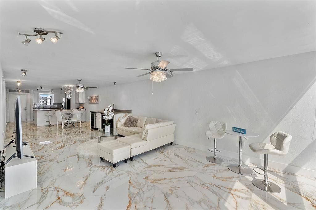3100 NE 49th Street, Unit 807, Fort Lauderdale, FL 33308 Photo