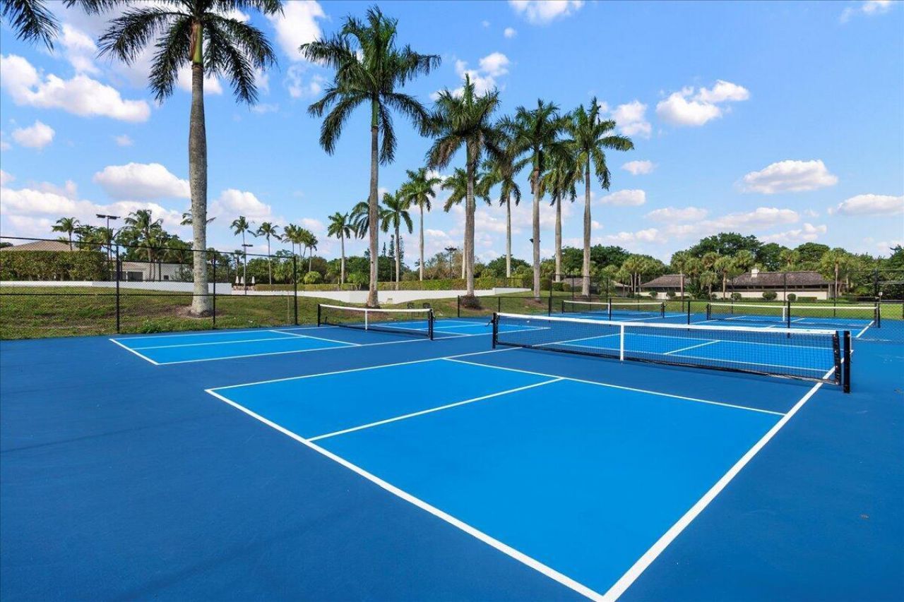 11863 Wimbledon Circle, Unit 524, Wellington, FL 33414 Photo