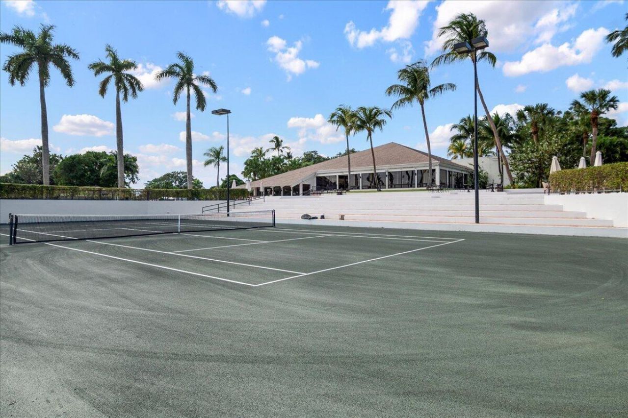 11863 Wimbledon Circle, Unit 524, Wellington, FL 33414 Photo