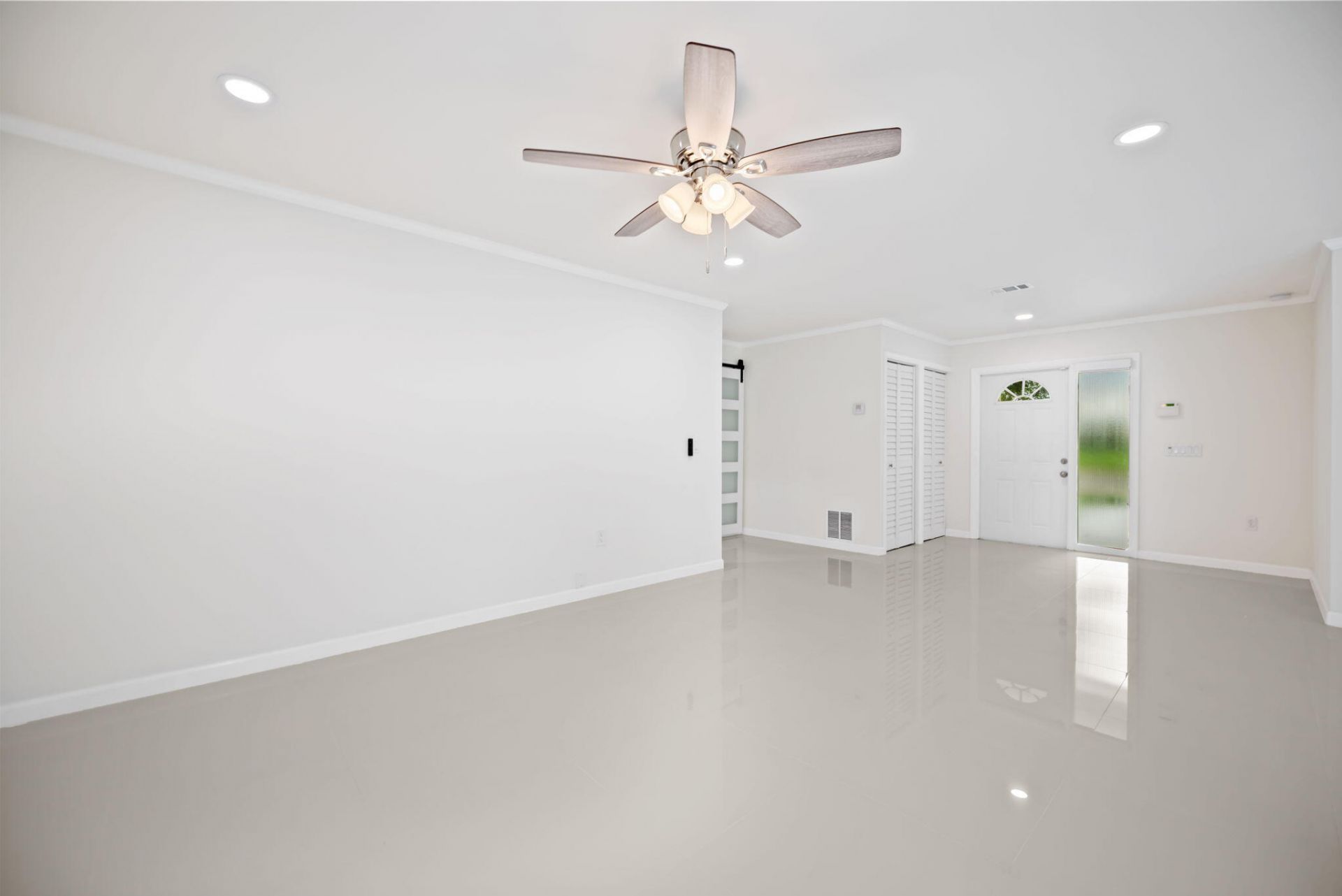 561 SW 168th Terrace, Weston, FL 33326 Photo