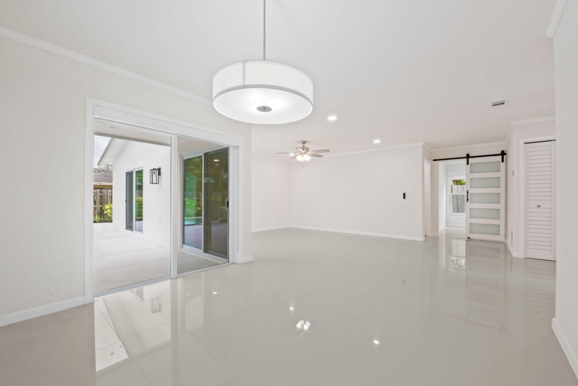 561 SW 168th Terrace, Weston, FL 33326 Photo