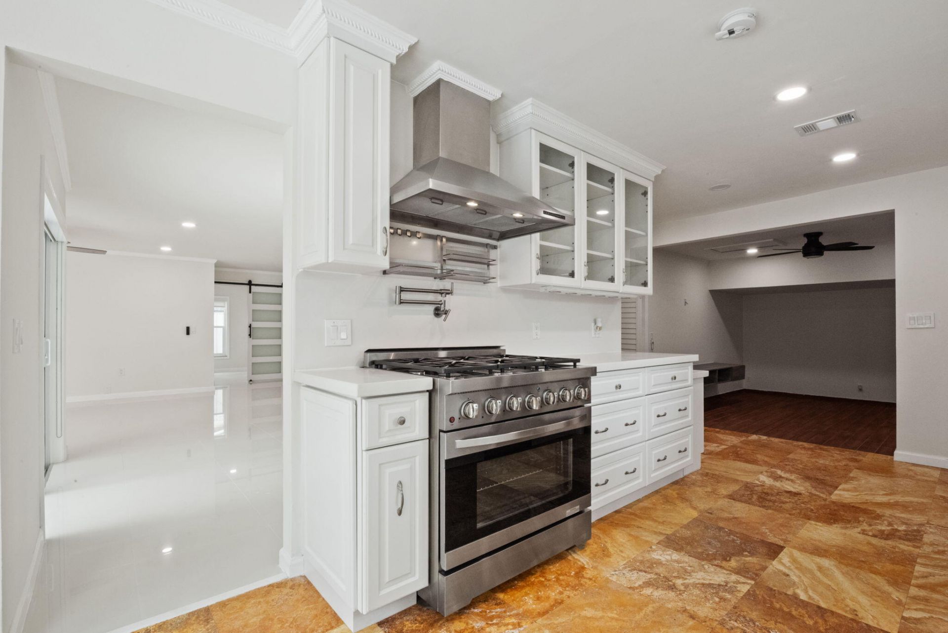 561 SW 168th Terrace, Weston, FL 33326 Photo