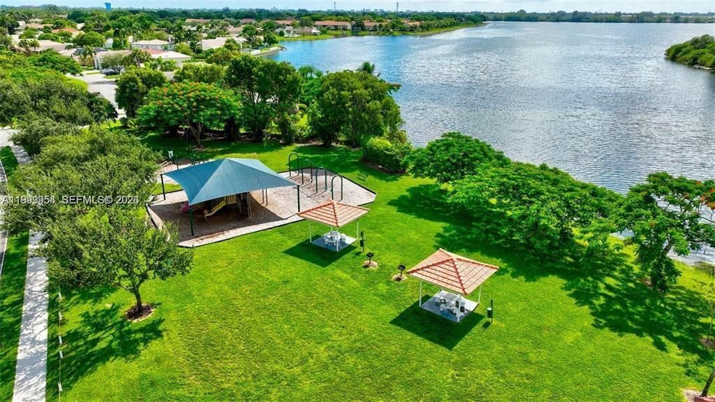 4271 SW 10th Court, Deerfield Beach, FL 33442 Photo