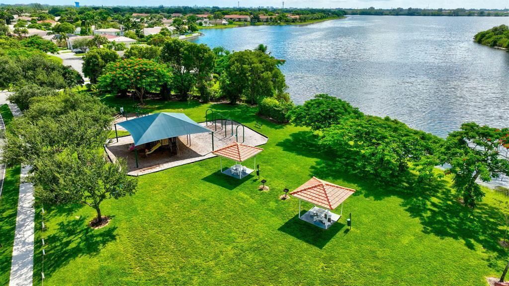 4271 SW 10th Court, Deerfield Beach, FL 33442 Photo
