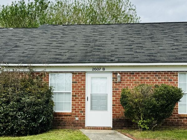 2607 Bluff View Drive, Unit B, Greenville, NC 27834