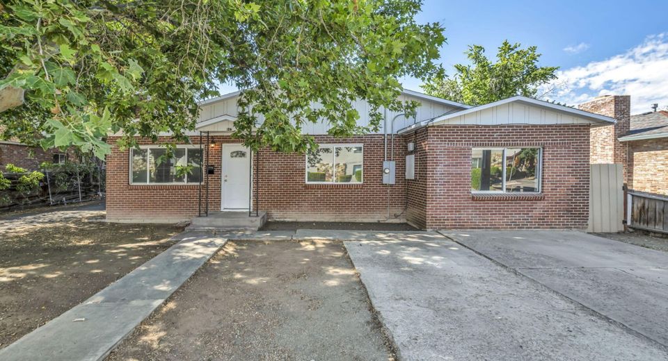 947 I Street, Sparks, NV 89431 Photo