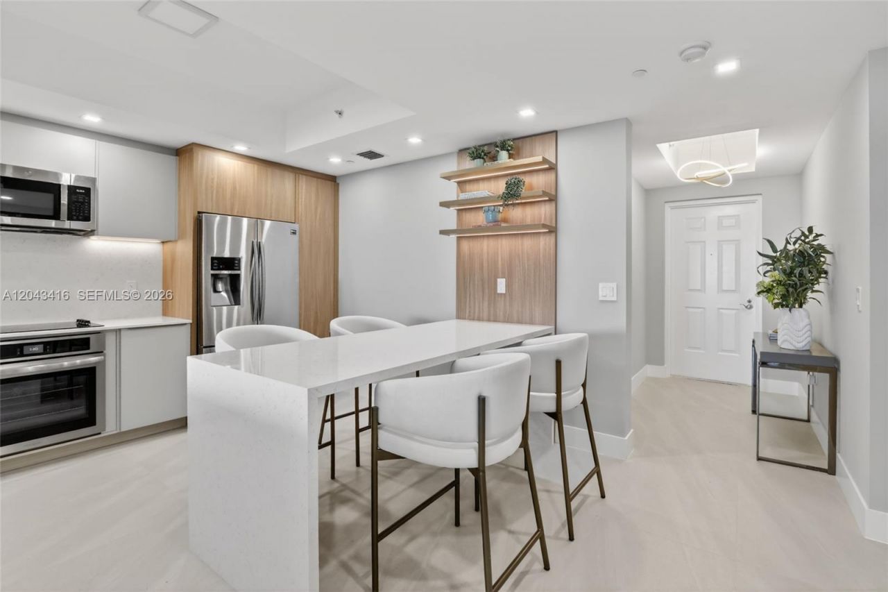 3330 NE 190th St, Unit 718, Aventura, FL 33180 Photo
