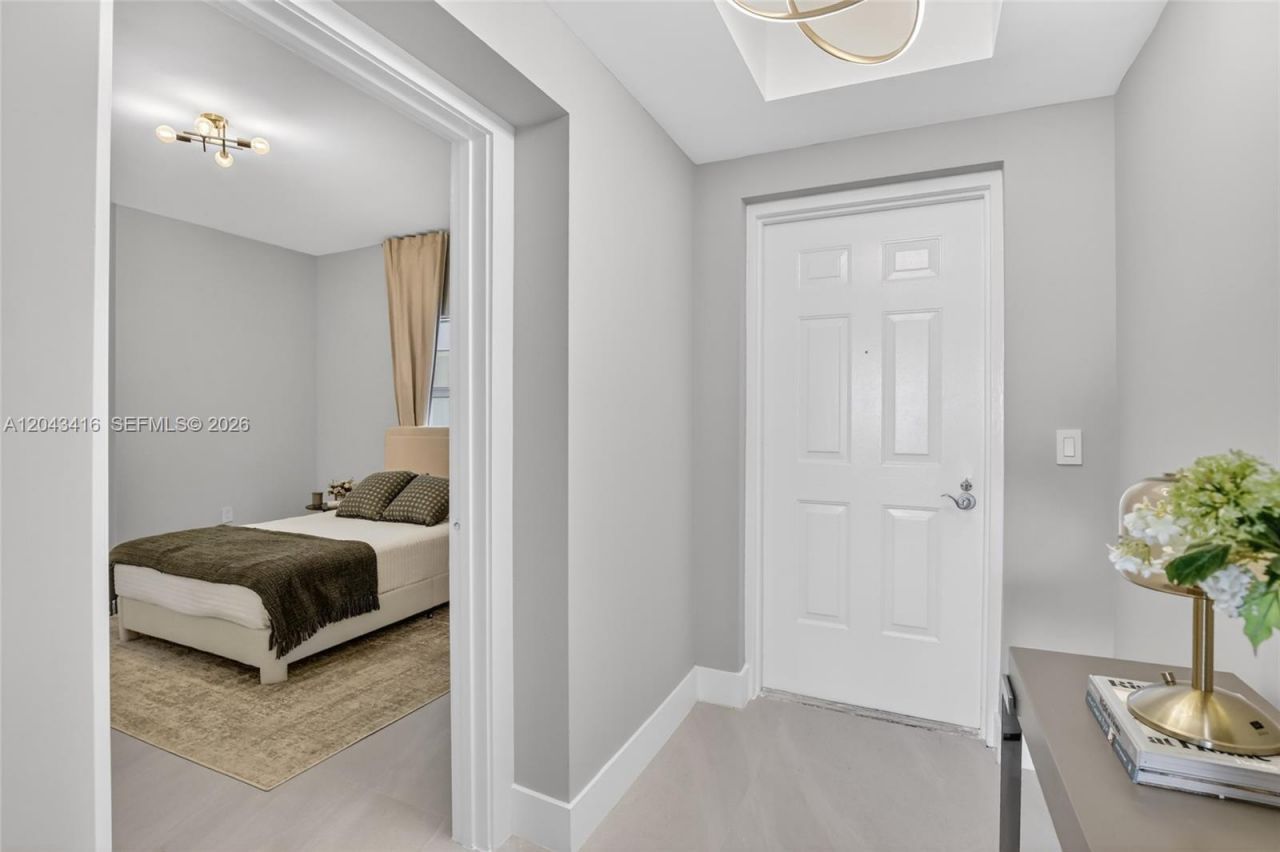 3330 NE 190th St, Unit 718, Aventura, FL 33180 Photo