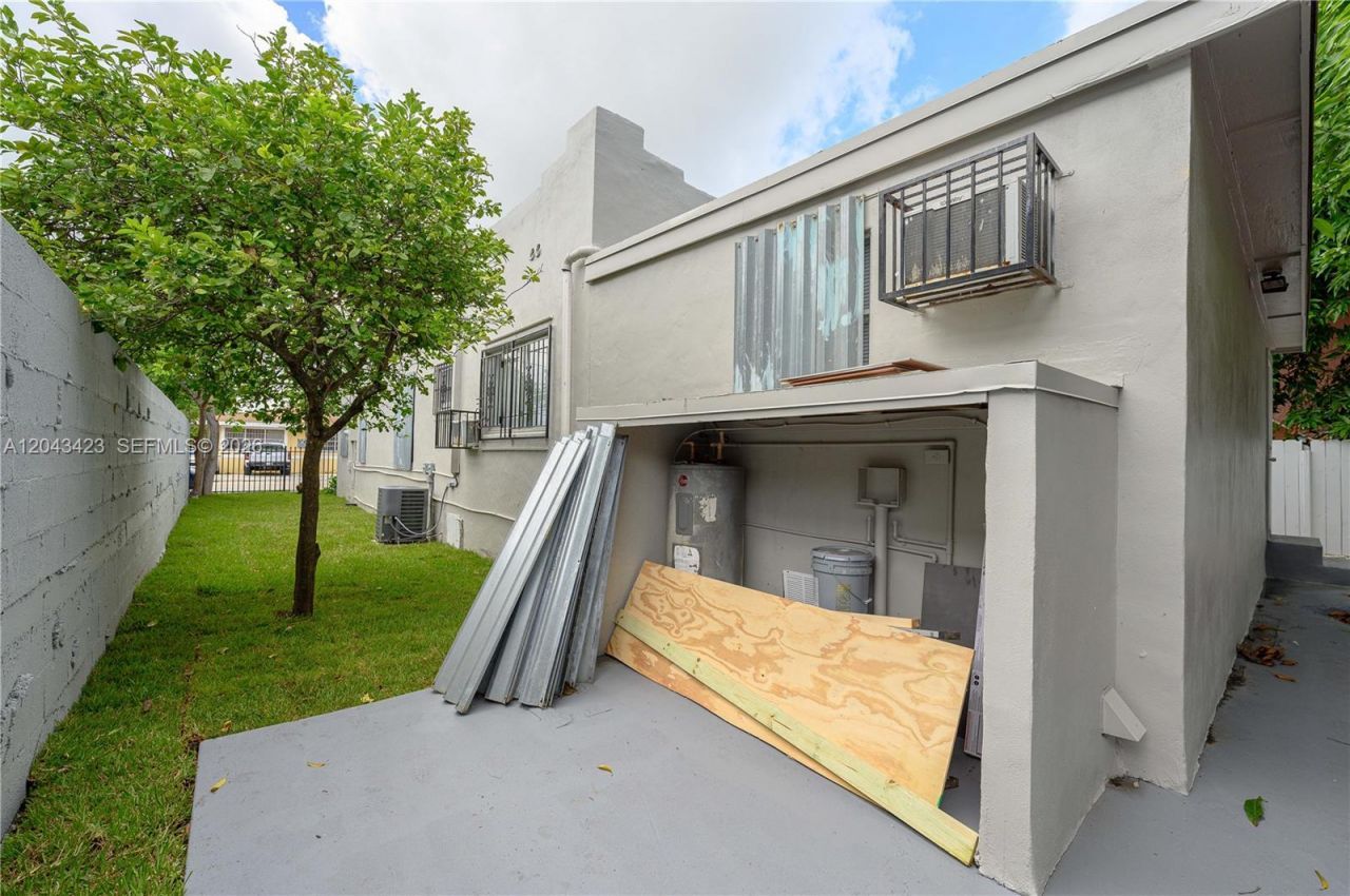 8057 NE 1st Ave, Unit 2, Miami, FL 33138 Photo