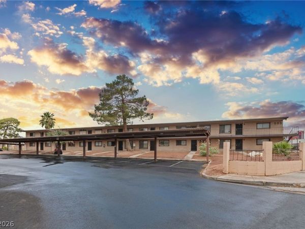 555 S Royal Crest Circle , Unit 9, Las Vegas, NV 89169