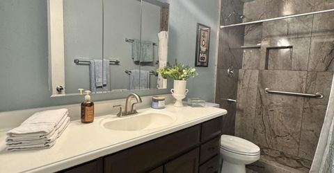 1601 London Circle, Sparks, NV 89431 Photo