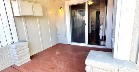 1601 London Circle, Sparks, NV 89431 Photo
